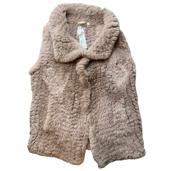 Soft Surroundings Faux Fur Draped Vest NWT Taupe Plush Sleeveless Women's Medium - Picture 2 of 8